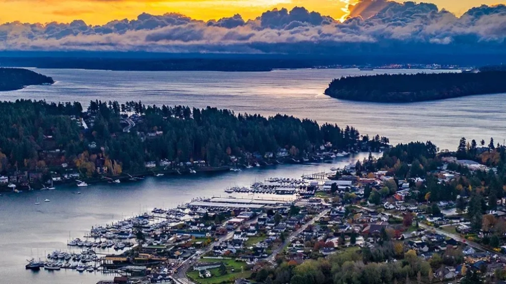 Premium Edmonds Limo Service – Private Cars and Professional Chauffeurs