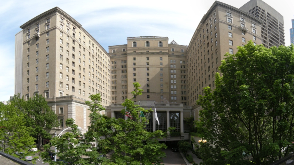 Luxury Transfers from Seattle Tacoma Airport to Fairmont Olympic Hotel