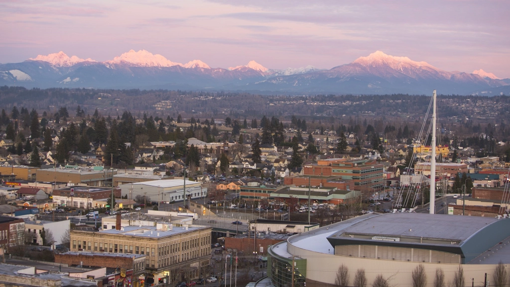 Limo Service Everett WA – Luxury Chauffeur Travel Tailored for You