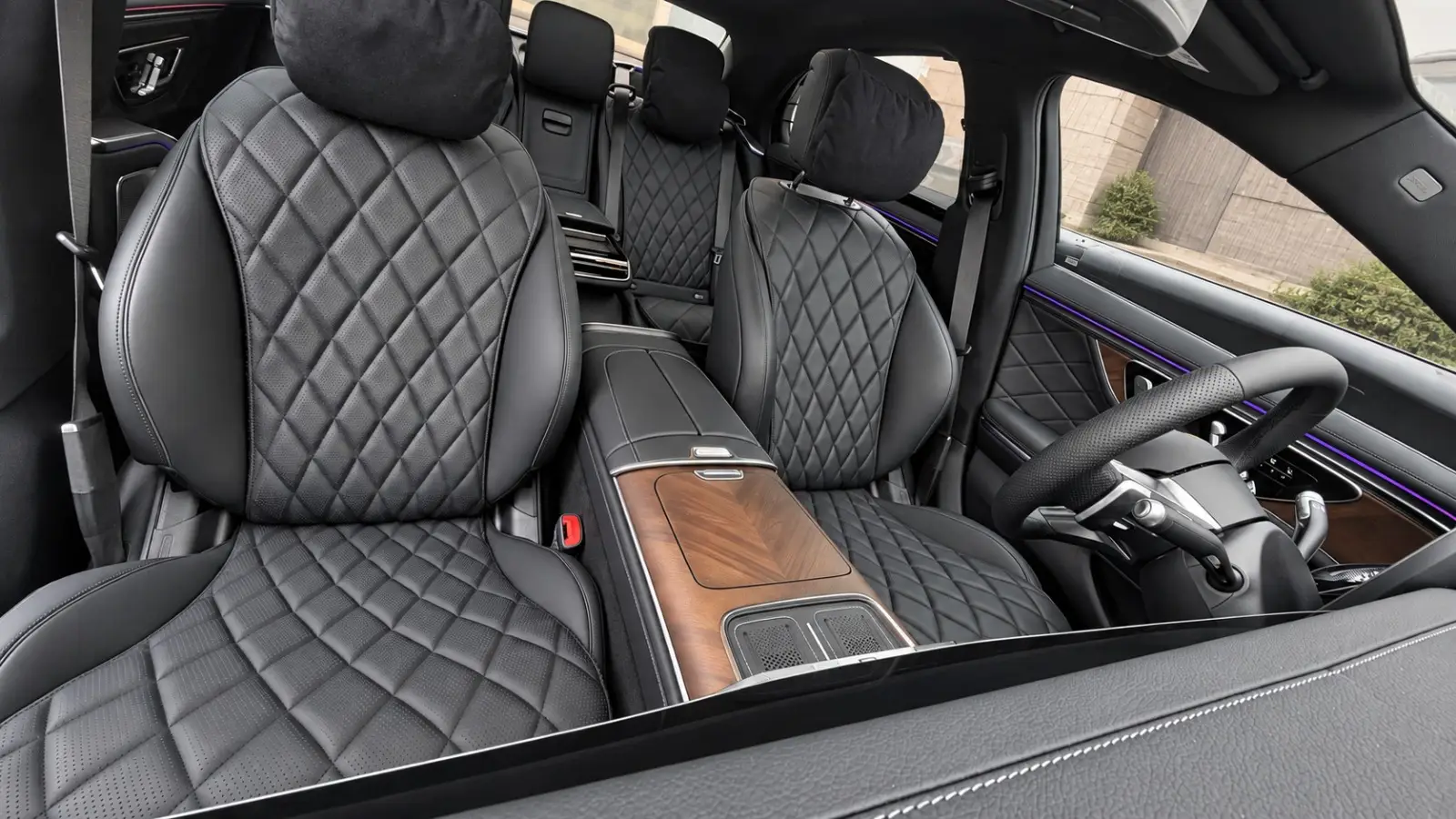 mercedes s580 4 matic interior